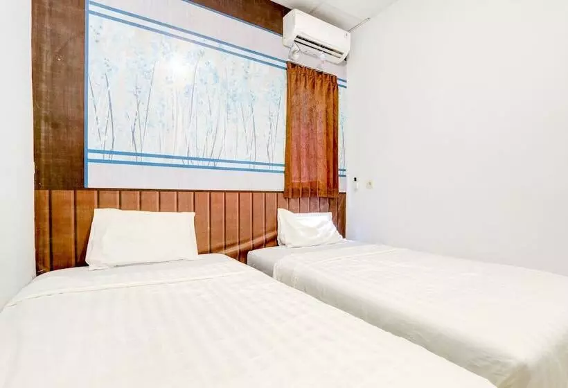 Hotel Oyo 90388 De Leota