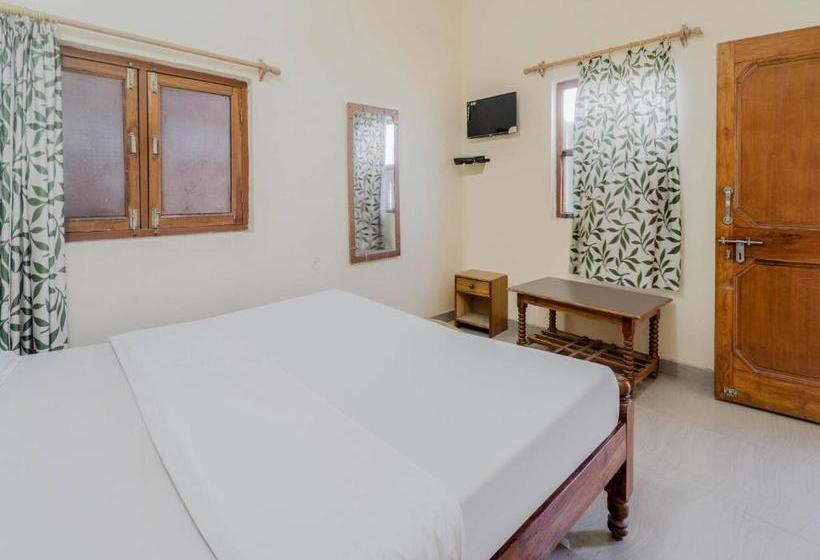 בית מלון כפרי Oyo Orc021 Heaven Inn