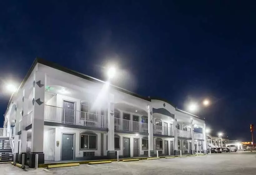 هتل Space City Inn