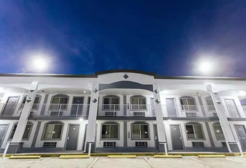هتل Space City Inn