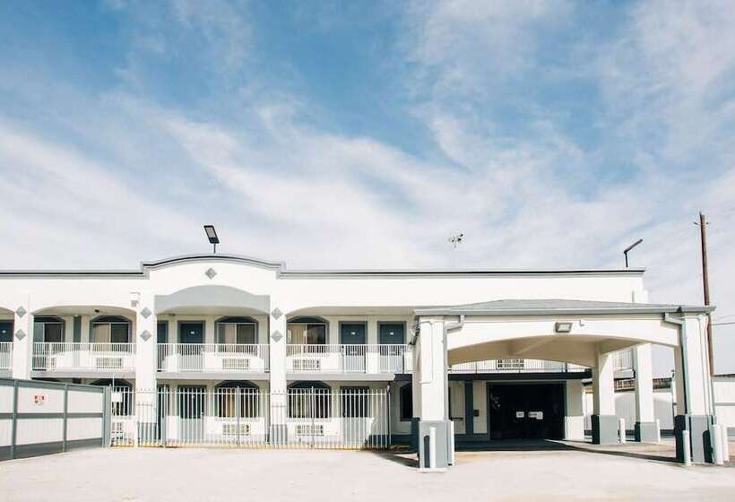 هتل Space City Inn