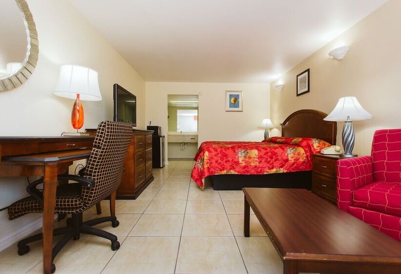 هتل Space City Inn