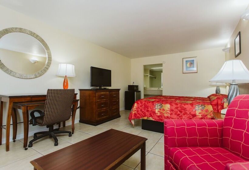 هتل Space City Inn