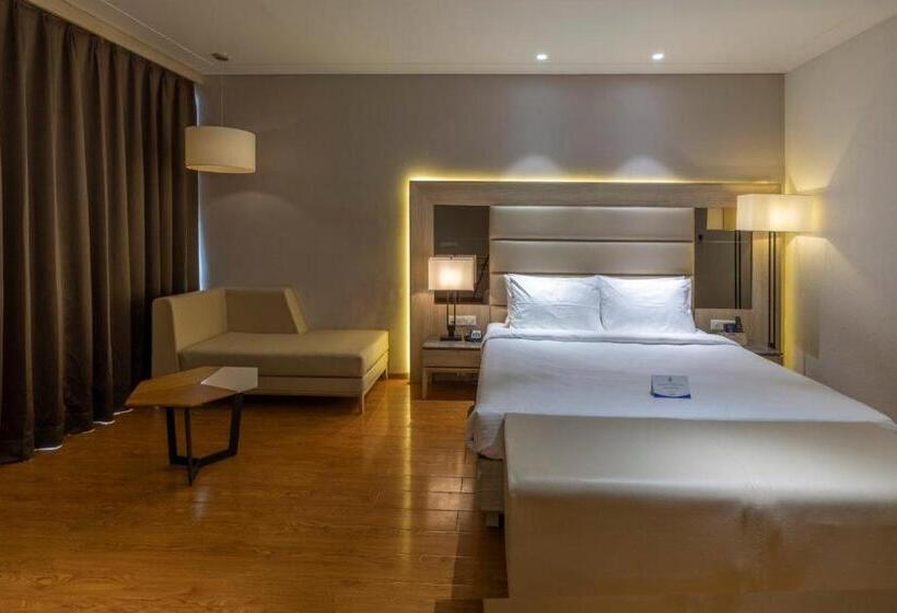 Отель Sarovar Portico Morbi