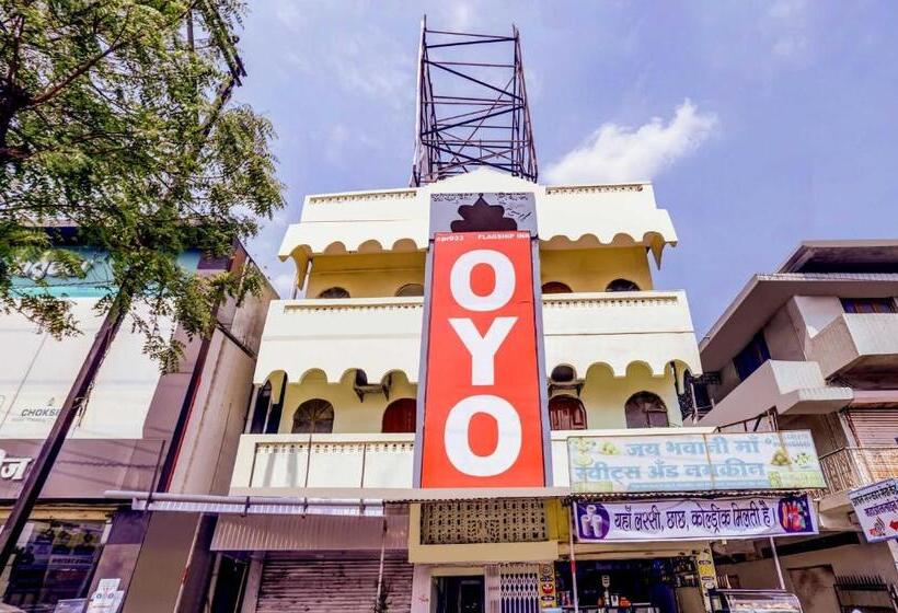 호텔 Spot On 79411 Flagship Inn