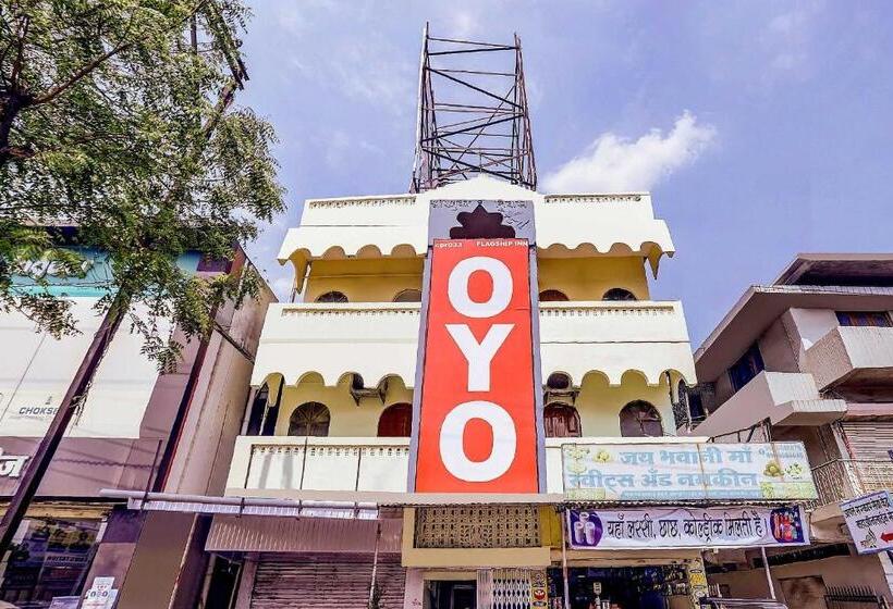 호텔 Spot On 79411 Flagship Inn