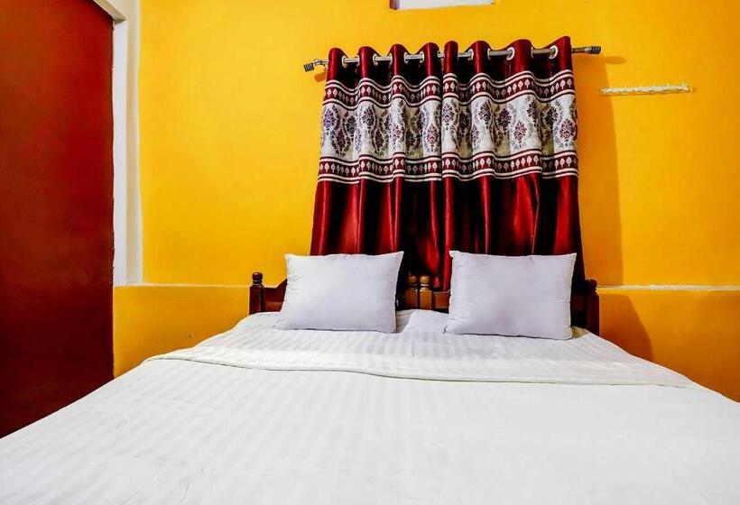 호텔 Spot On 79411 Flagship Inn