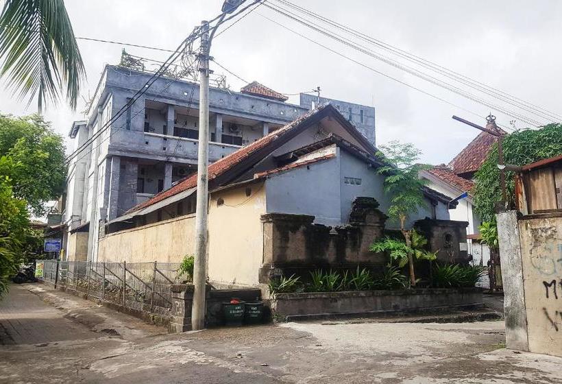فندق Spot On 90365 Rumah Kost Alor