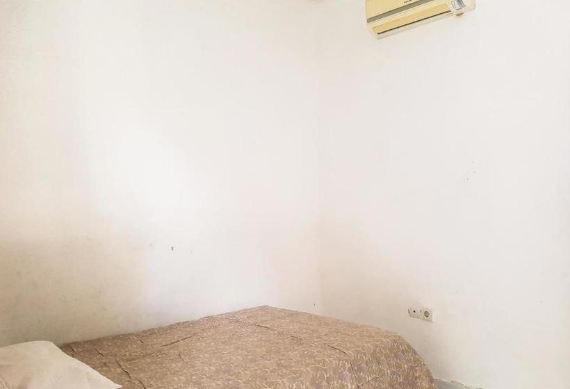 فندق Spot On 90365 Rumah Kost Alor