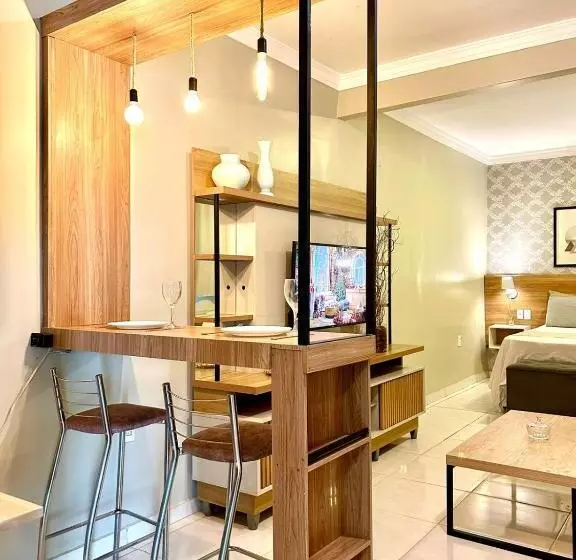 ペンション Elô Hostel