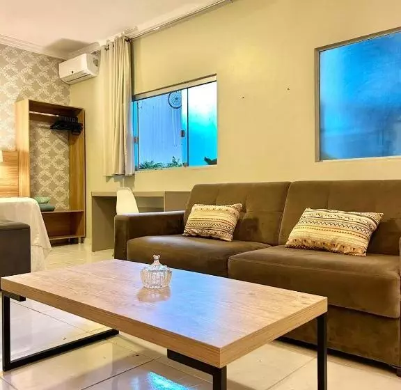 ペンション Elô Hostel