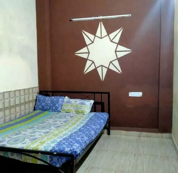 پانسیون Sidhu Guest House Double Bed Attach Bathroom Room