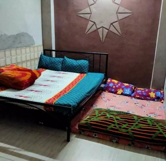 پانسیون Sidhu Guest House Double Bed Attach Bathroom Room