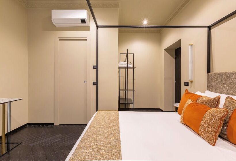 پانسیون The Couper Colonna