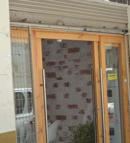 호스텔 Hostal Siberia Cuenca