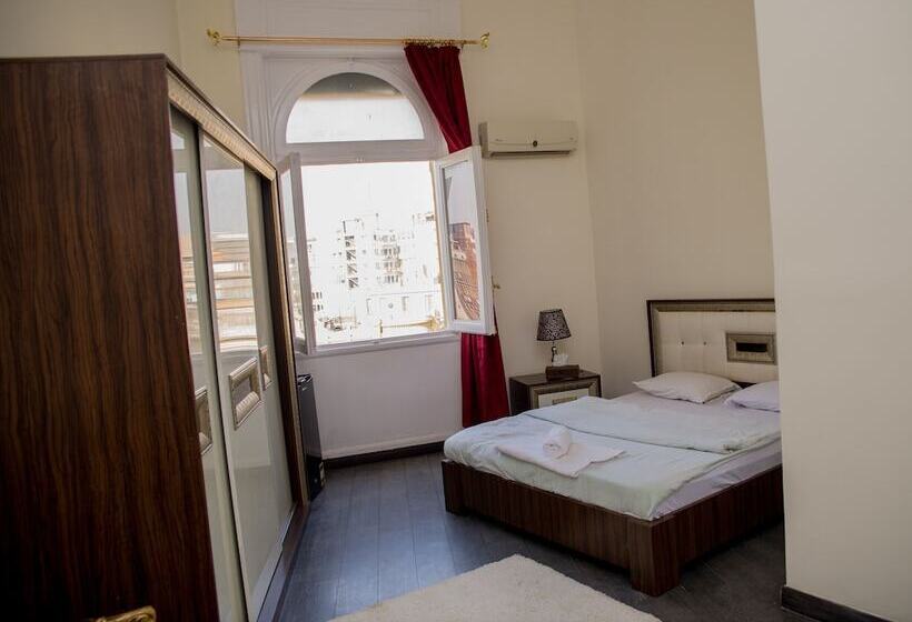 Bed and Breakfast Grand Talat Harb Plaza