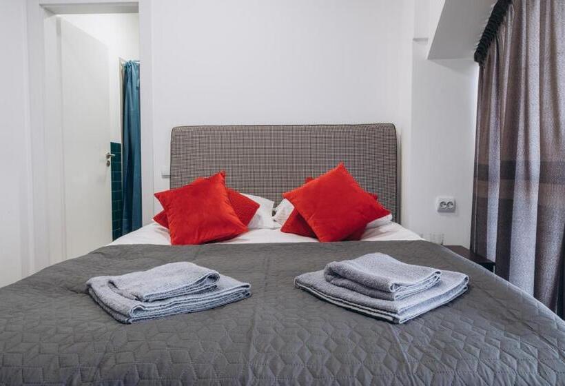 Hotel готель хостел Rooms