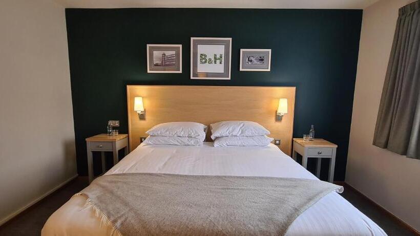 فندق Boat & Horses Inn