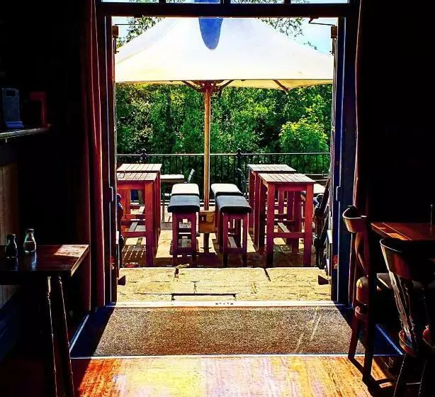 ホテル Boat & Horses Inn