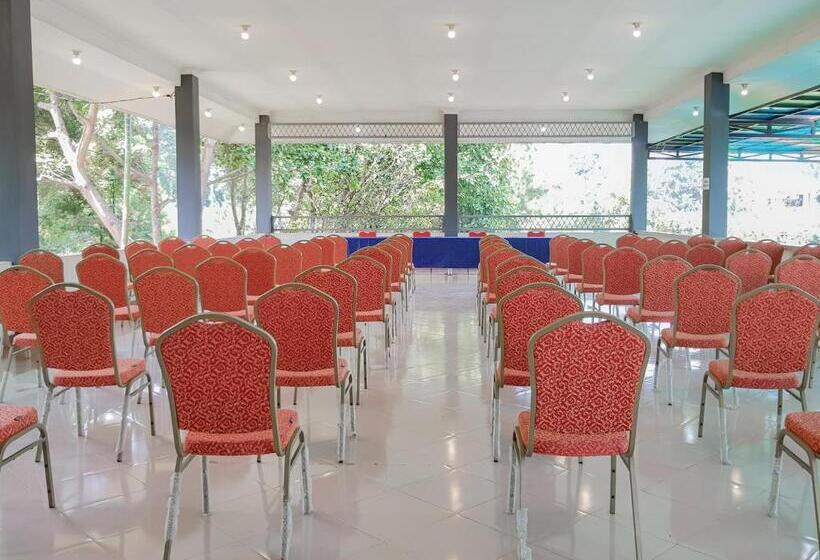 Hotel Bumi Ciboled Mitra Reddoorz Near Gerbang Tol Pamulihan