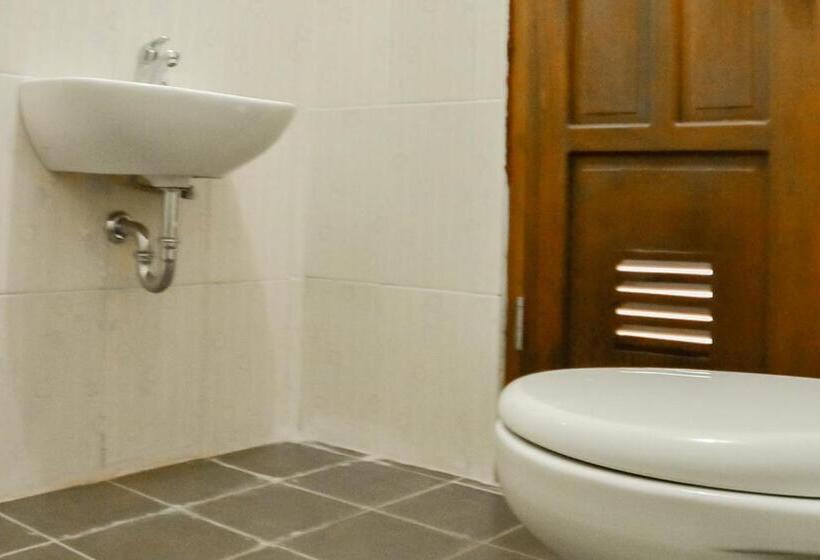 Hotel Bumi Ciboled Mitra Reddoorz Near Gerbang Tol Pamulihan