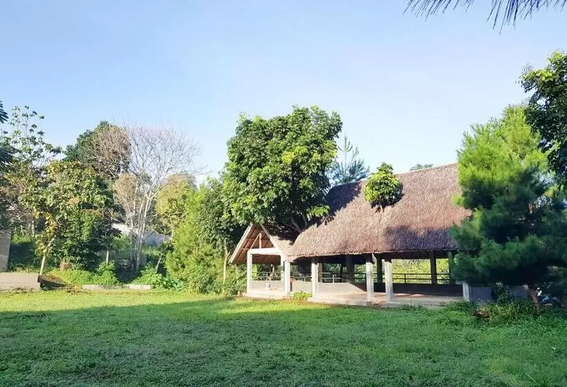 Hotelli Bumi Ciboled Mitra Reddoorz Near Gerbang Tol Pamulihan