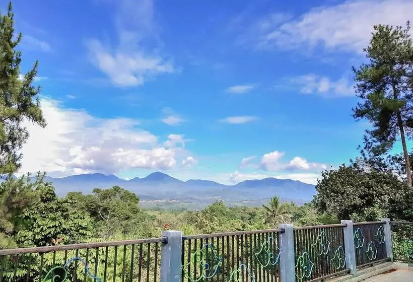 Hotelli Bumi Ciboled Mitra Reddoorz Near Gerbang Tol Pamulihan