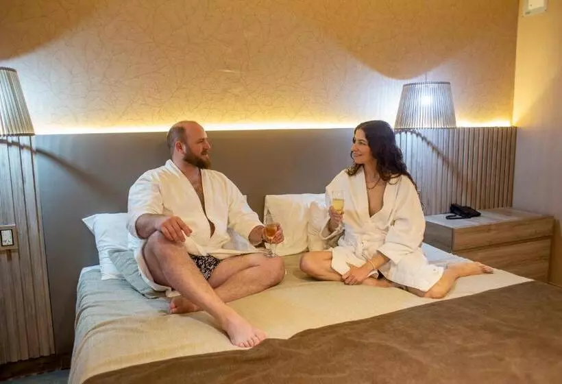 Hotelli Cálido Termal