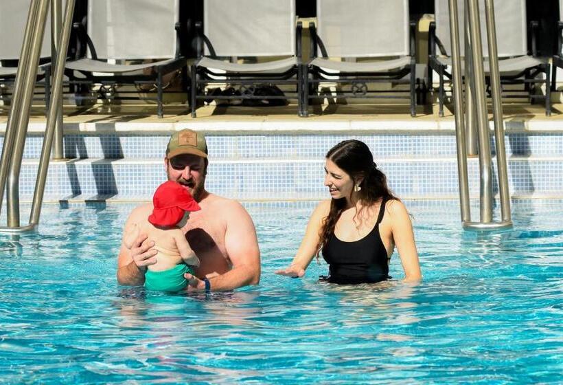 فندق Cálido Termal