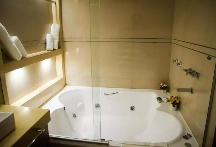 Hotelli Cálido Termal