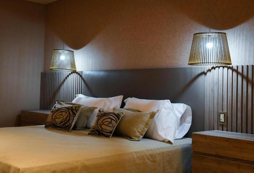 فندق Cálido Termal