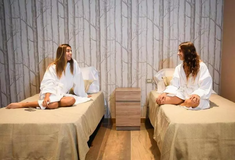 Hotelli Cálido Termal