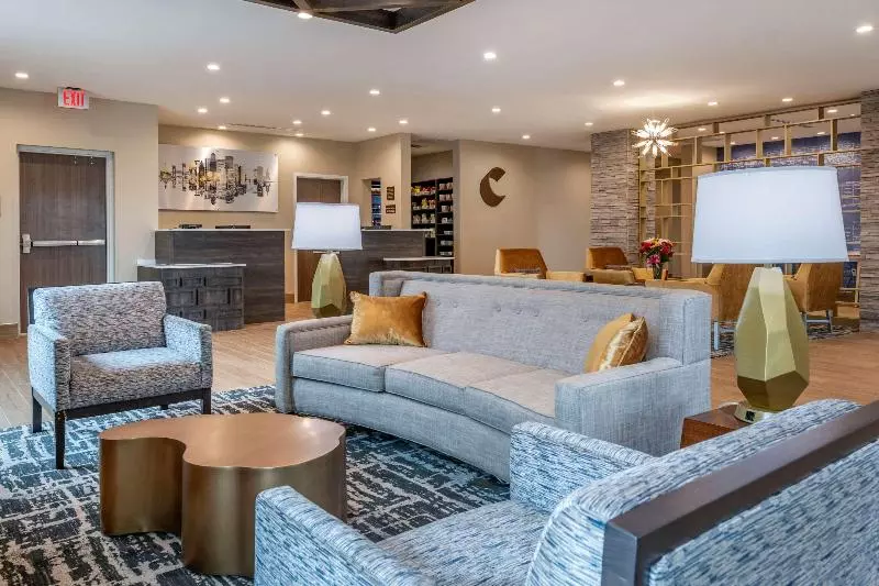 ホテル Comfort Inn & Suites Jacksonville   Orange Park Near Naval Air Station