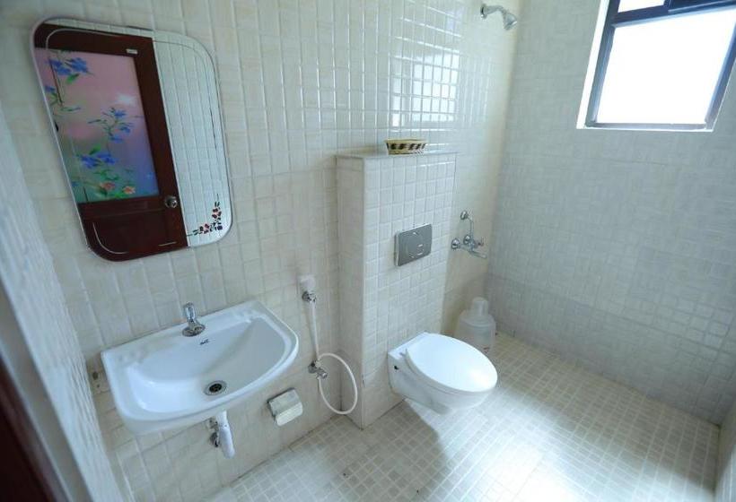 호텔 Munnar Black Forest Resort