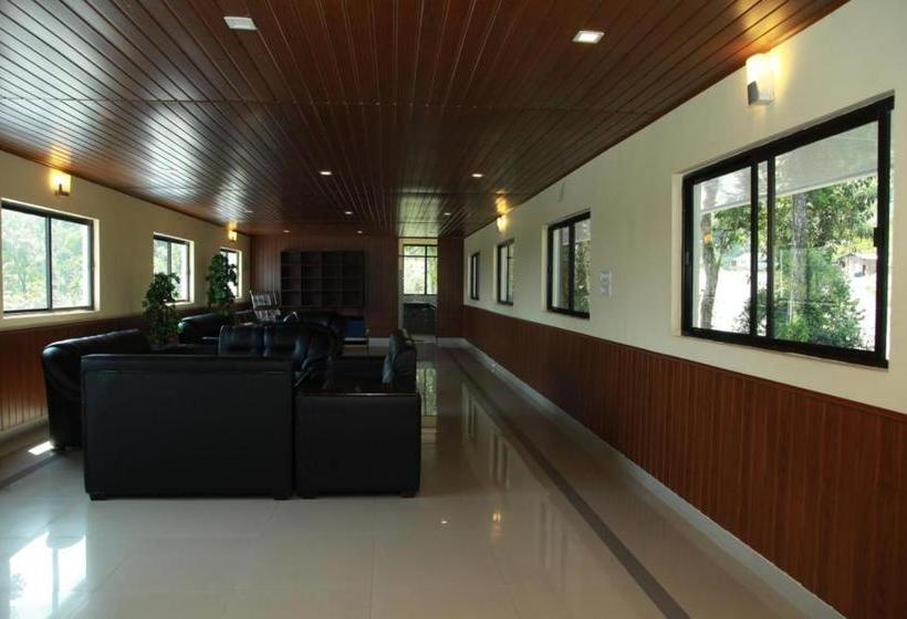 호텔 Munnar Black Forest Resort