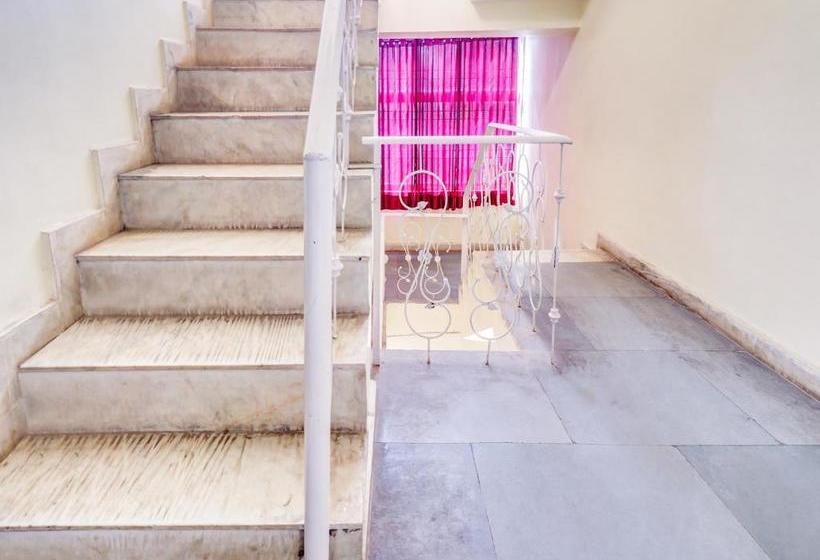 هتل Spot On Siddhi Maa