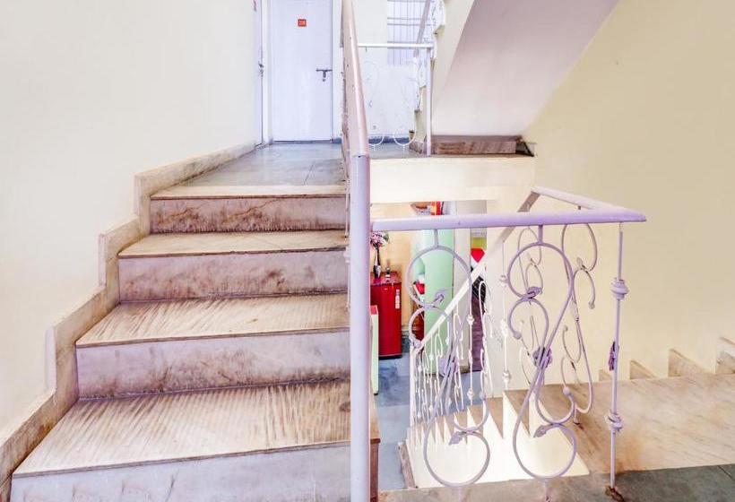 هتل Spot On Siddhi Maa