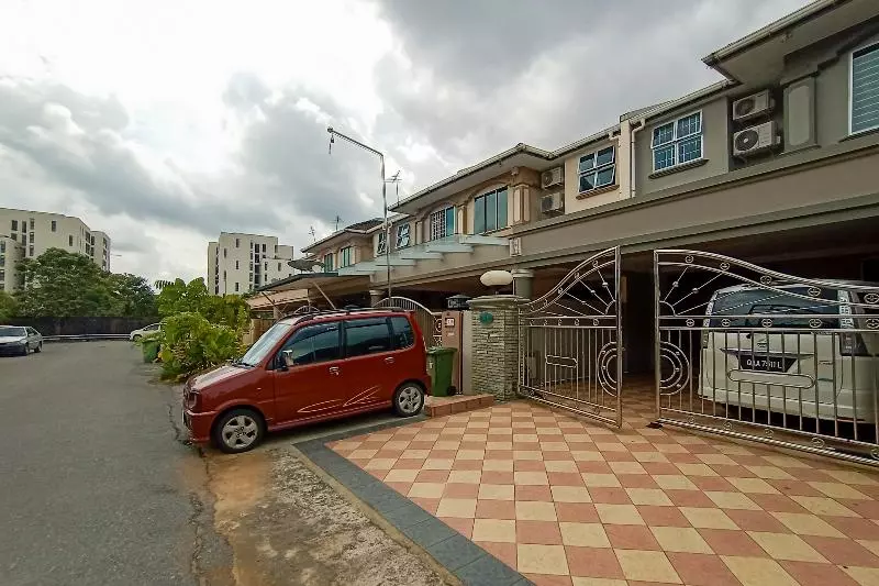 ホテル Oyo 90216 Sunny Hill Homestay