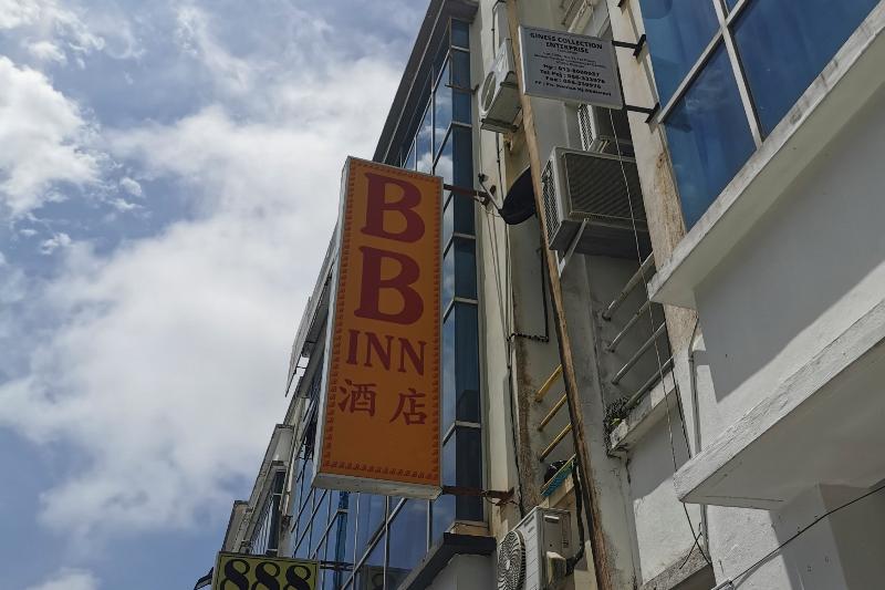 酒店 Oyo 90226 Bb Inn