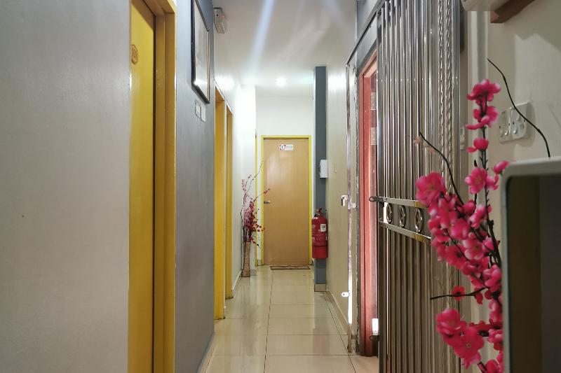 酒店 Oyo 90226 Bb Inn