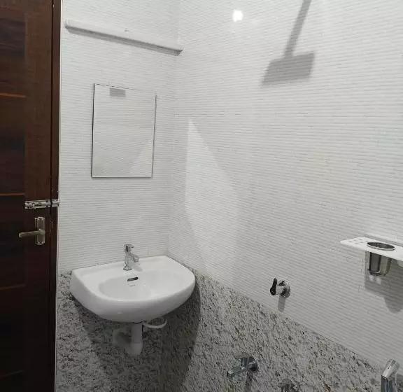 ホテル The Celeste Inn Vagamon