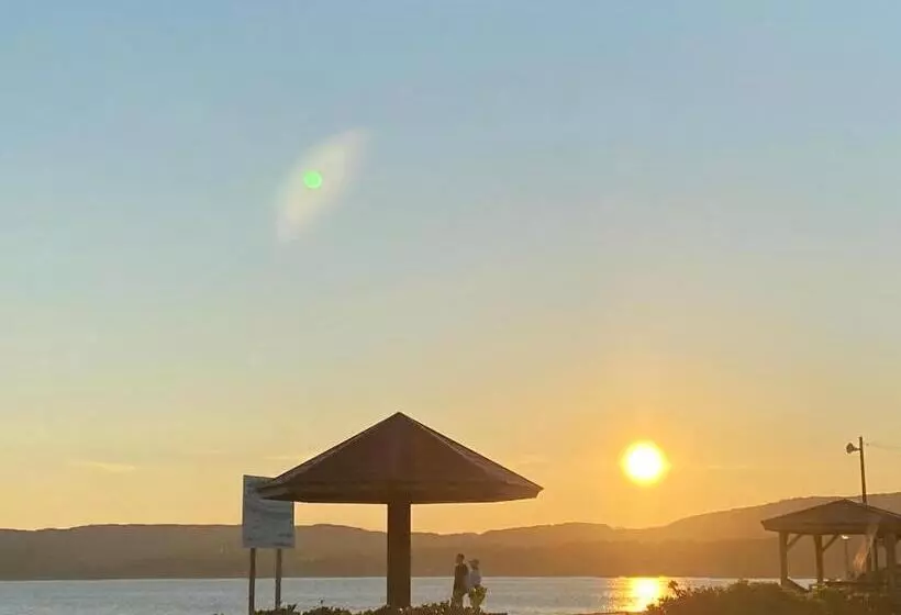 Majatalo 憩ikoi Guest House & Cafe Bar