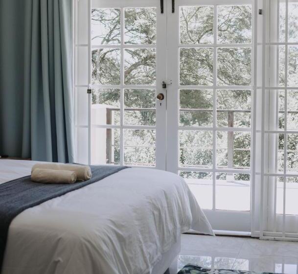 بنسيون The Living Collective Villa