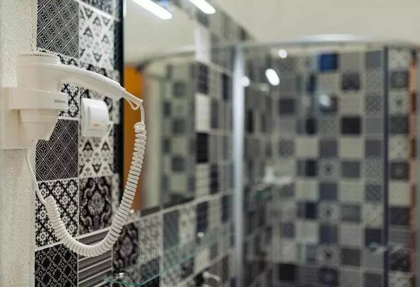 Pensiunea Salina Gymnasium