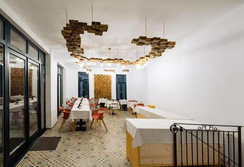 Pensiunea Salina Gymnasium