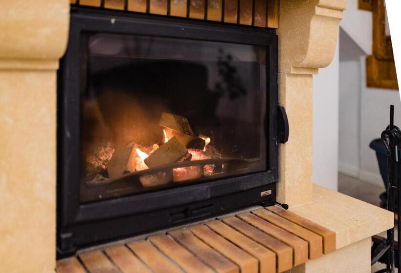 Pensiunea Salina Gymnasium