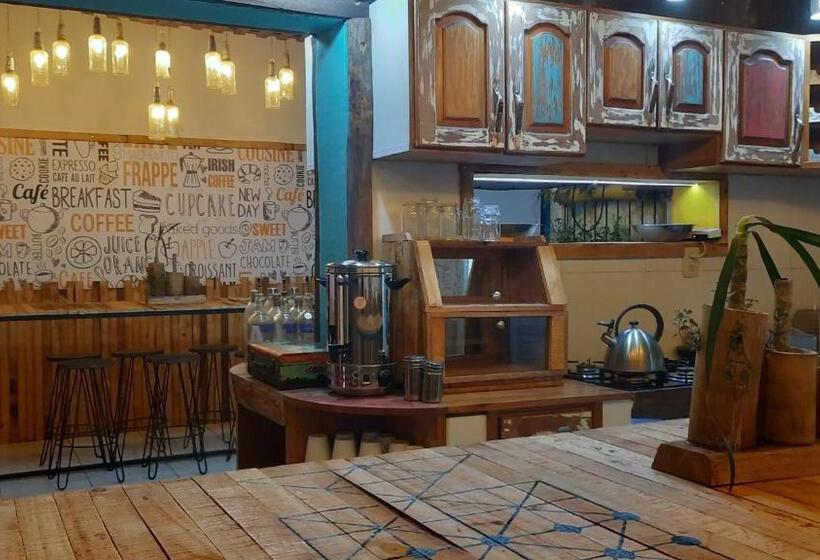 Albergue The Host Puerto Iguazú