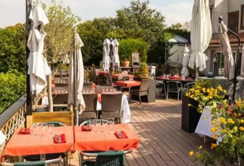 ベッドアンドブレックファースト Auberge De La Garenne