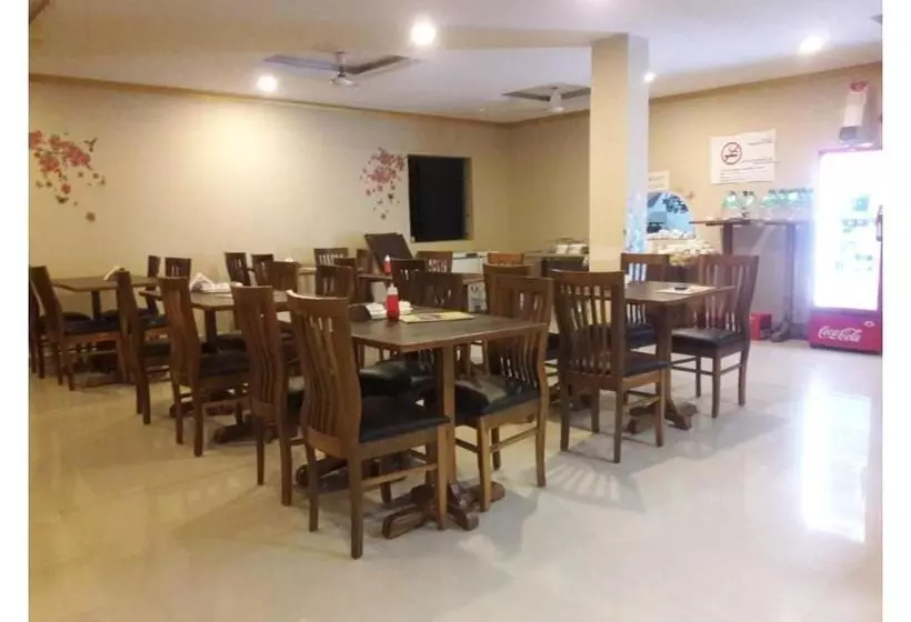 Hotel Collection O 15487 Ashoka King