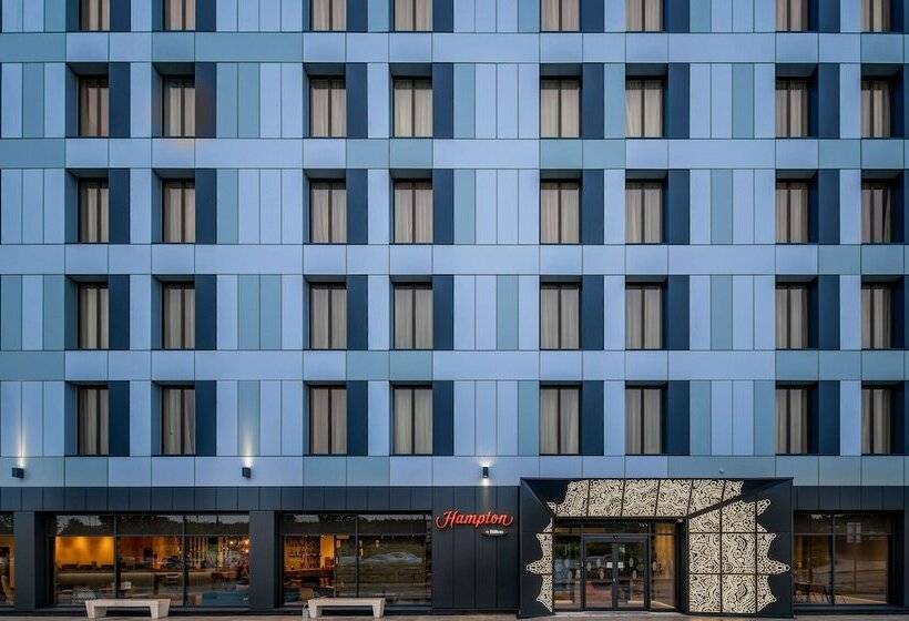 Отель Hampton By Hilton High Wycombe